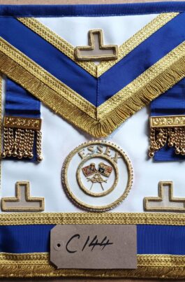WOW – What a Deal! Essex Past Provincial Grand Standard Bearer – Dress Apron with pocket and Badge! FREE DELIVERY!