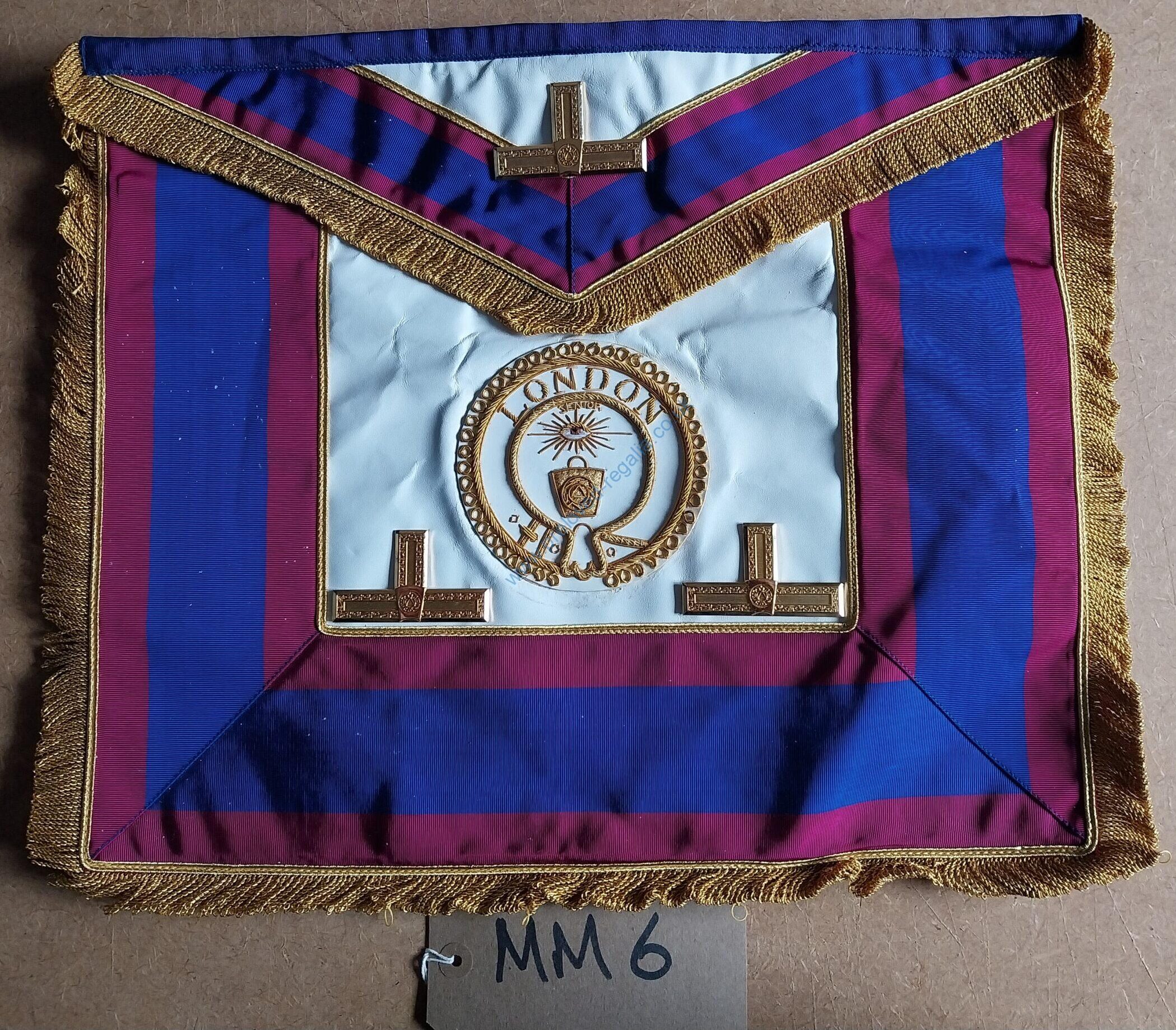 Mark London Provincial Grand Dress Apron with Pocket ‼️