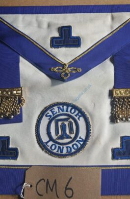 SLGR Undress Apron with Pocket, Leather Back Style Material ❖❖FREE POSTAGE AND PACKAGING❖❖