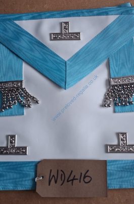 Masters Apron with pocket