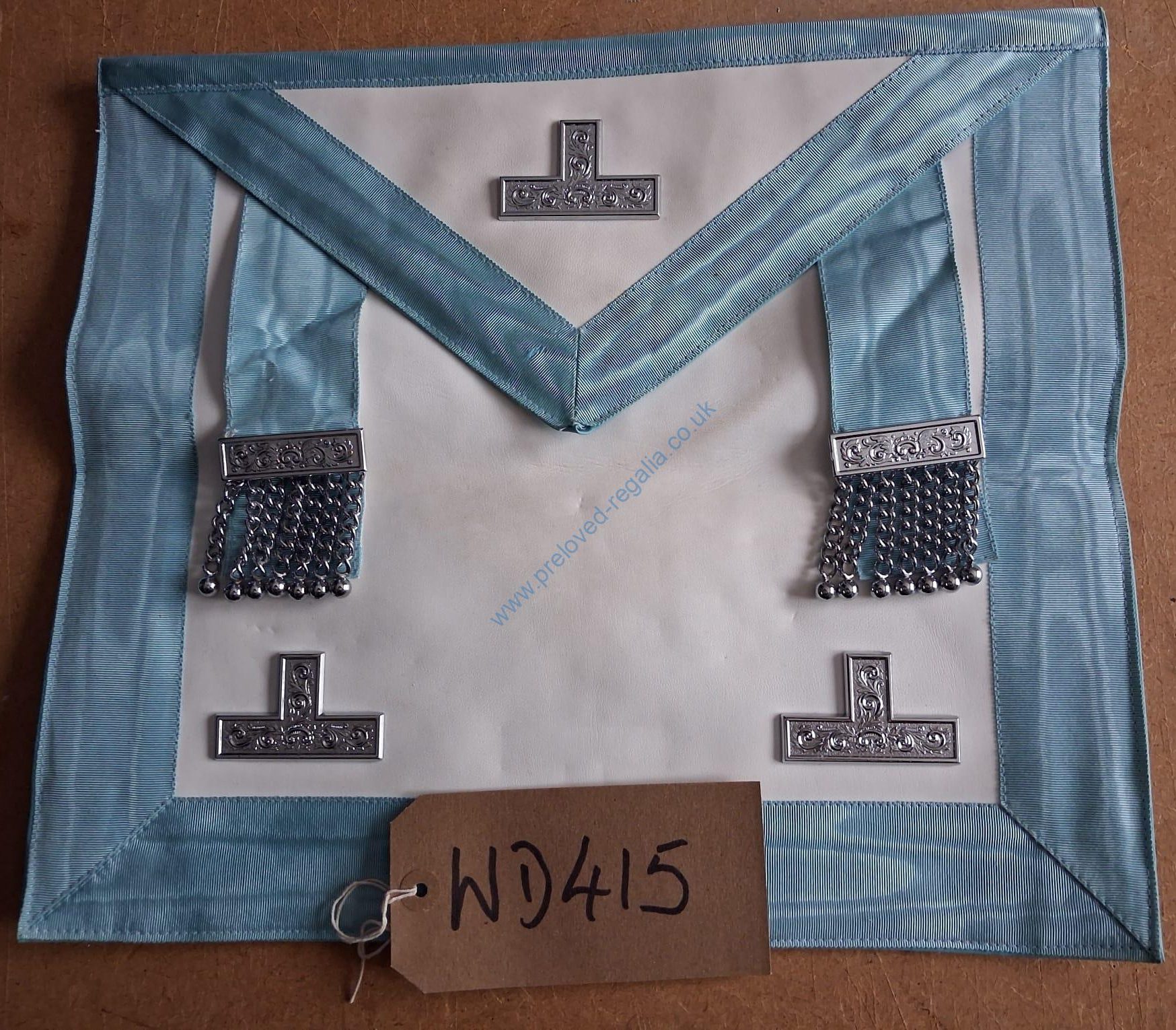 Masters Apron Leather Back