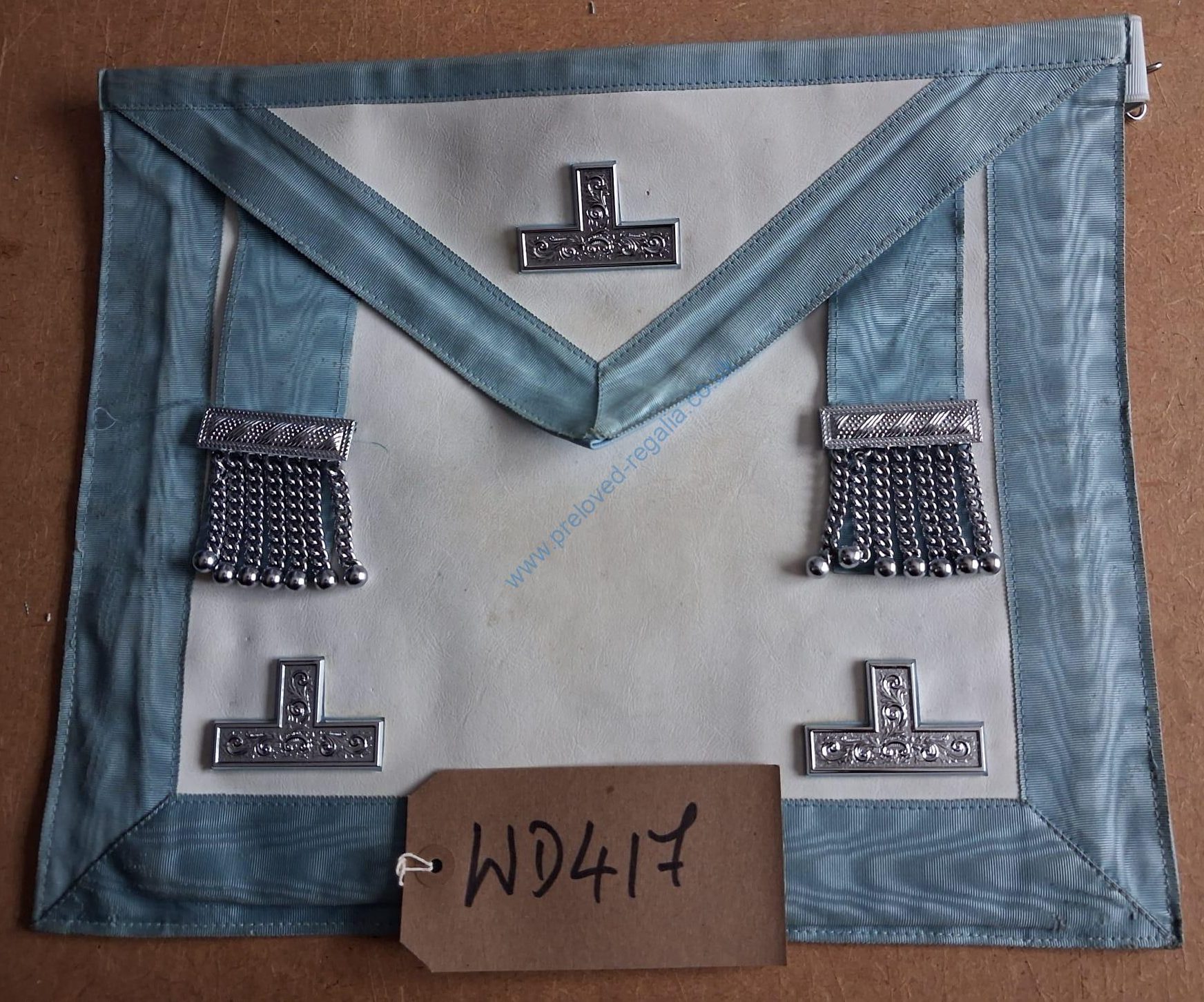 Masters Apron Leather Back